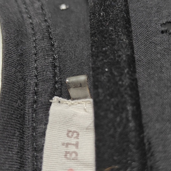 SIS SIS Anthropologie Black Cut Out Rolled Sleeve Top Size Large - Picture 3 of 14